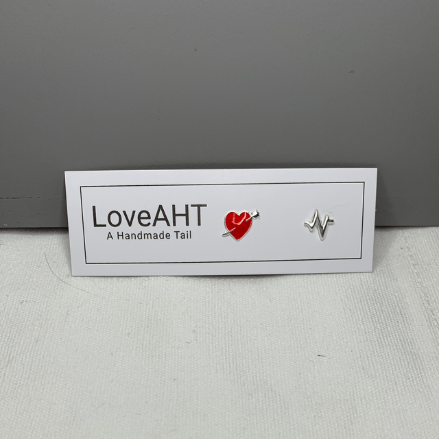 Heart beat enamel earrings