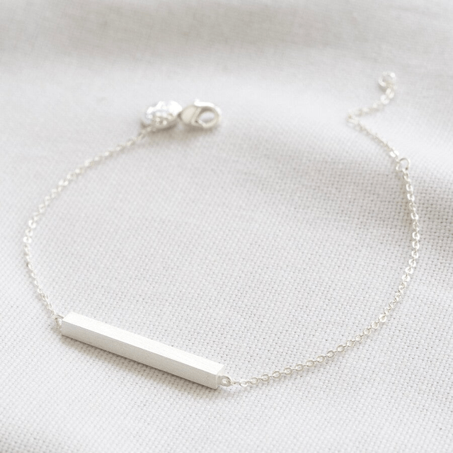 Lisa Angel Horizontal bar bracelet silver