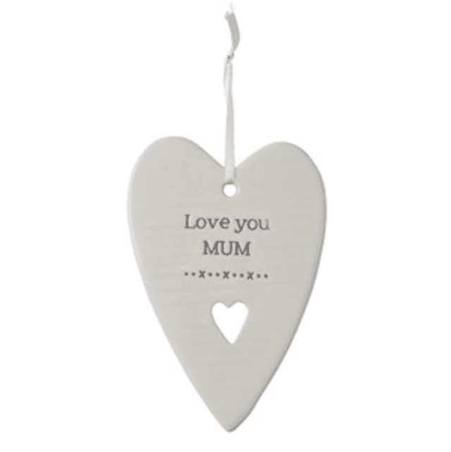 Love you mum hanging heart