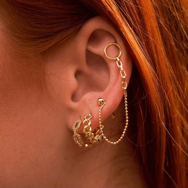 Gold chain huggies